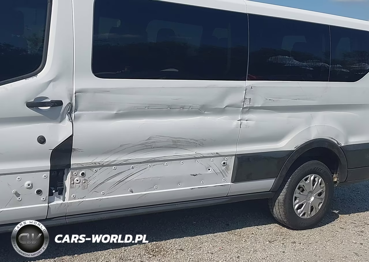 2015 Ford Transit-350 Xlt VIN:1FBZX2ZM4FKB09728 - 19