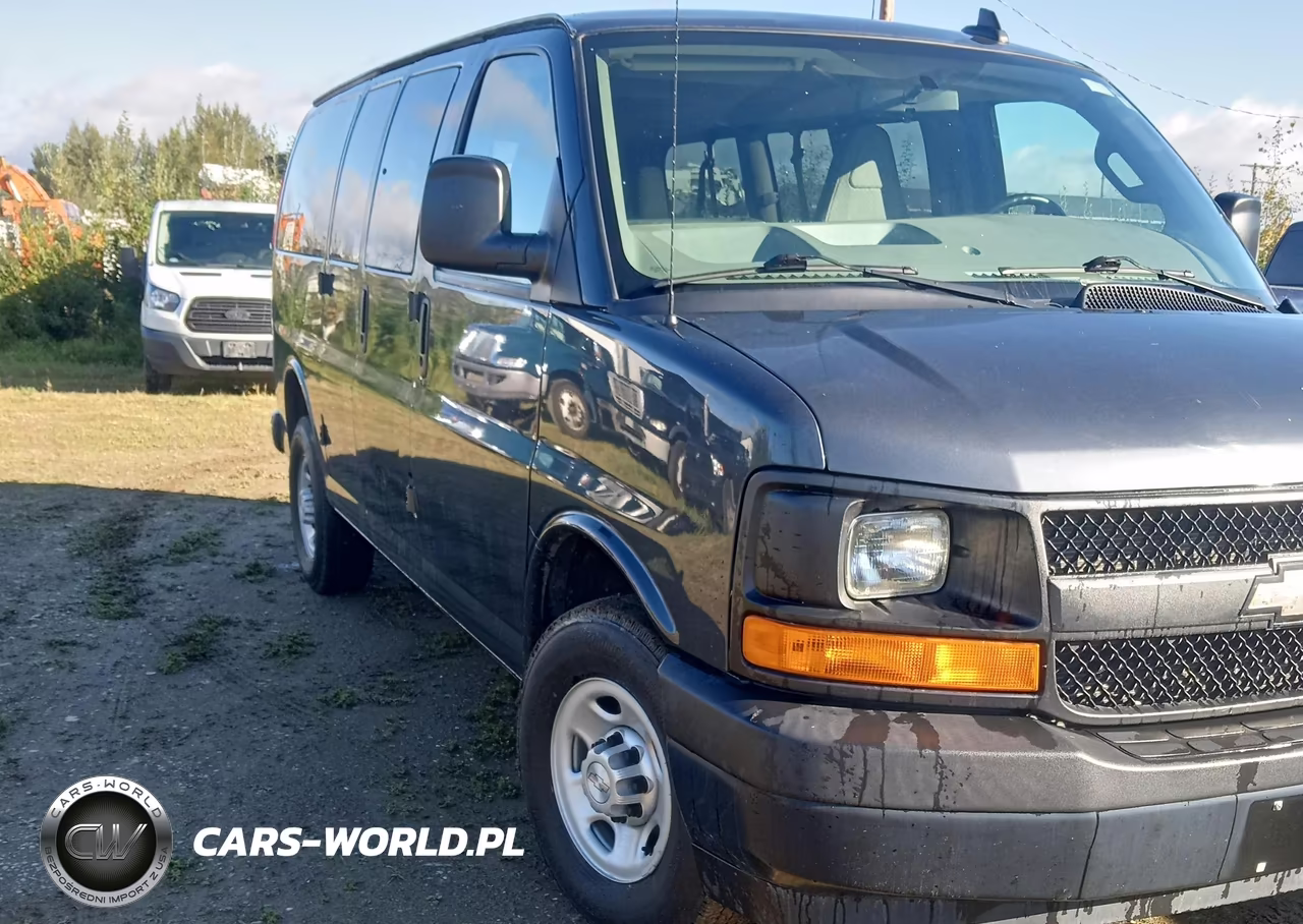2017 Chevrolet Express 2500 Ls – zdjęcie 1 z 16