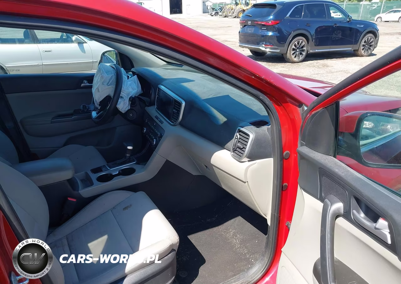 2020 Kia Sportage Lx VIN:KNDPMCAC5L7832779 - 5