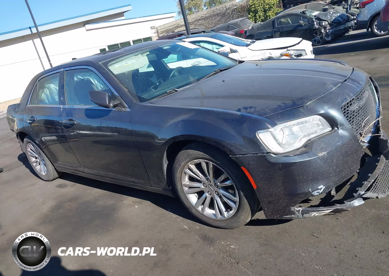 2017 Chrysler 300 Limited VIN:2C3CCAAG2HH577033 - 14