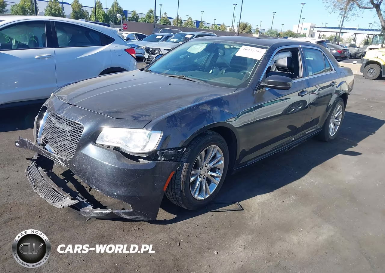 2017 Chrysler 300 Limited VIN:2C3CCAAG2HH577033 - 2