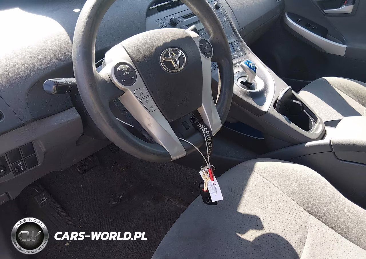 2011 Toyota Prius Three VIN:JTDKN3DU6B1416060 - 11