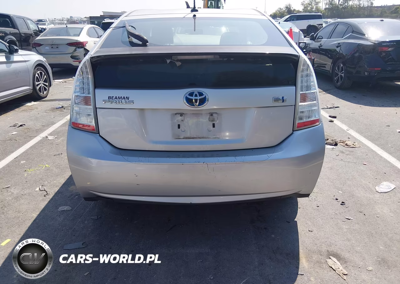 2011 Toyota Prius Three VIN:JTDKN3DU6B1416060 - 16