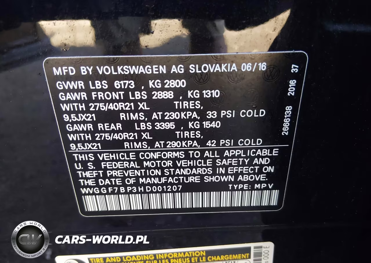 2017 Volkswagen Touareg V6 Executive VIN:WVGGF7BP3HD001207 - 9