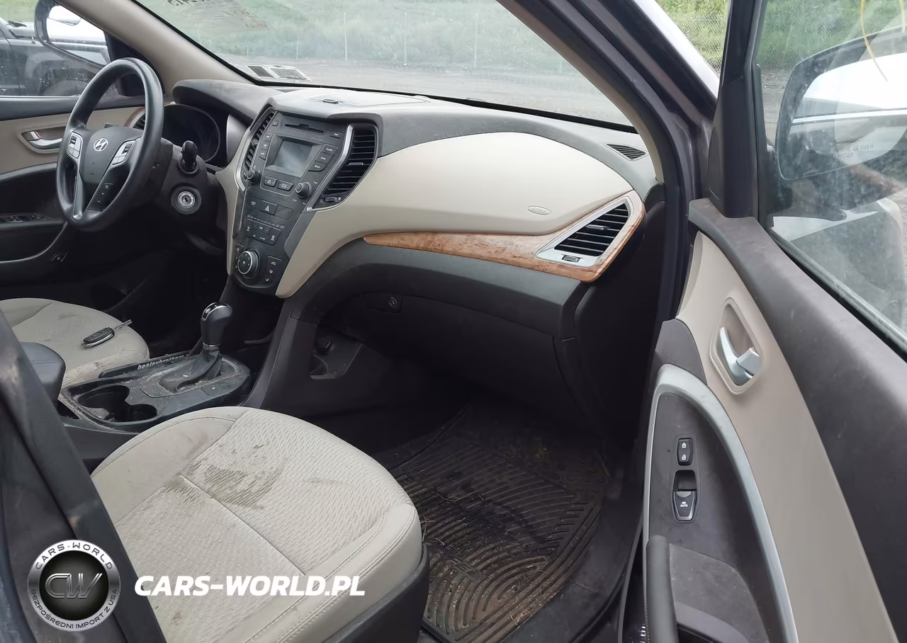 2016 Hyundai Santa Fe Sport 2.4L VIN:5XYZUDLB4GG315422 - 5