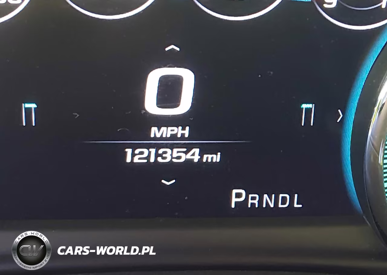 2018 Chevrolet Tahoe Premier VIN:1GNSCCKJ5JR380187 - 15