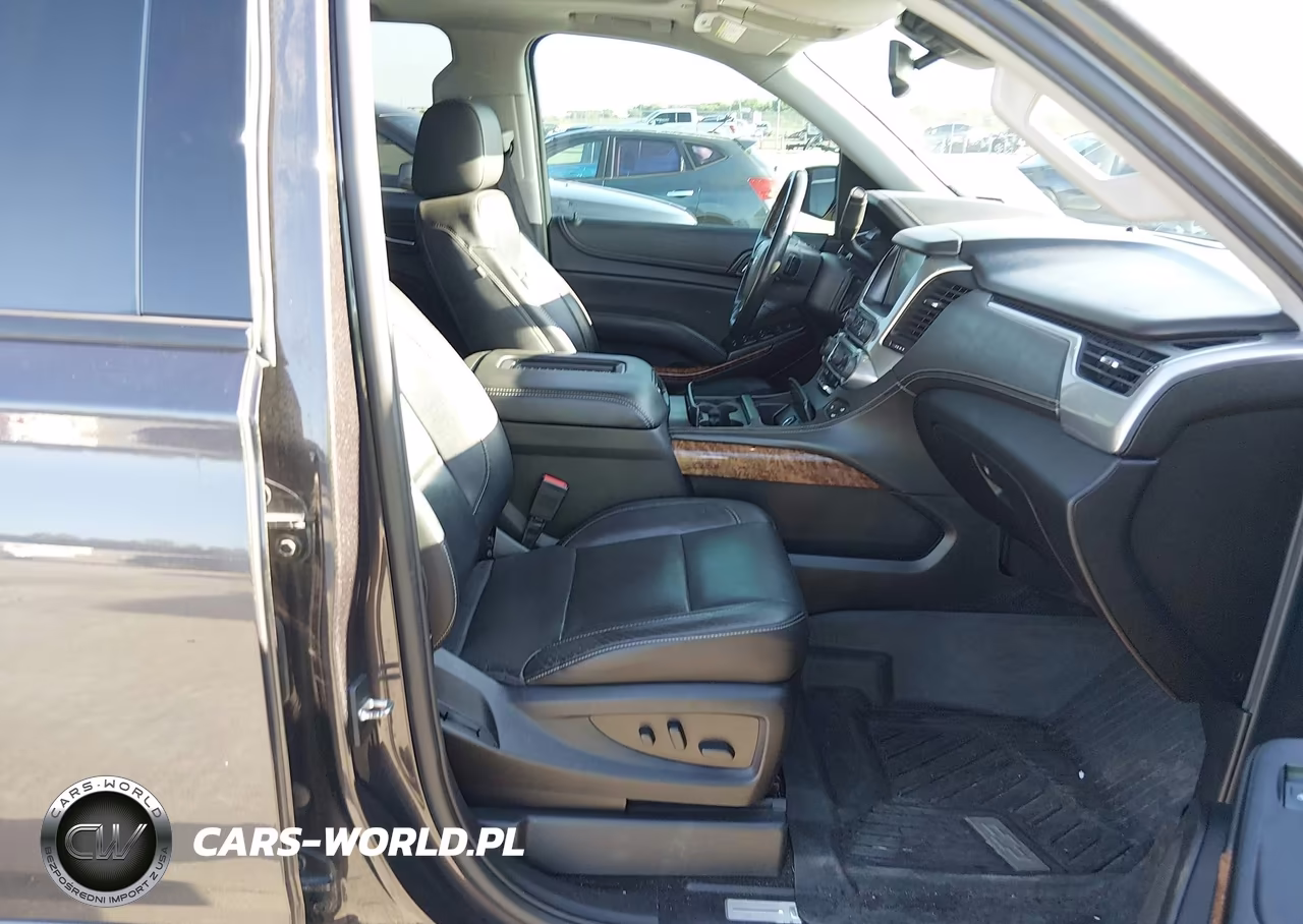 2018 Chevrolet Tahoe Premier VIN:1GNSCCKJ5JR380187 - 5
