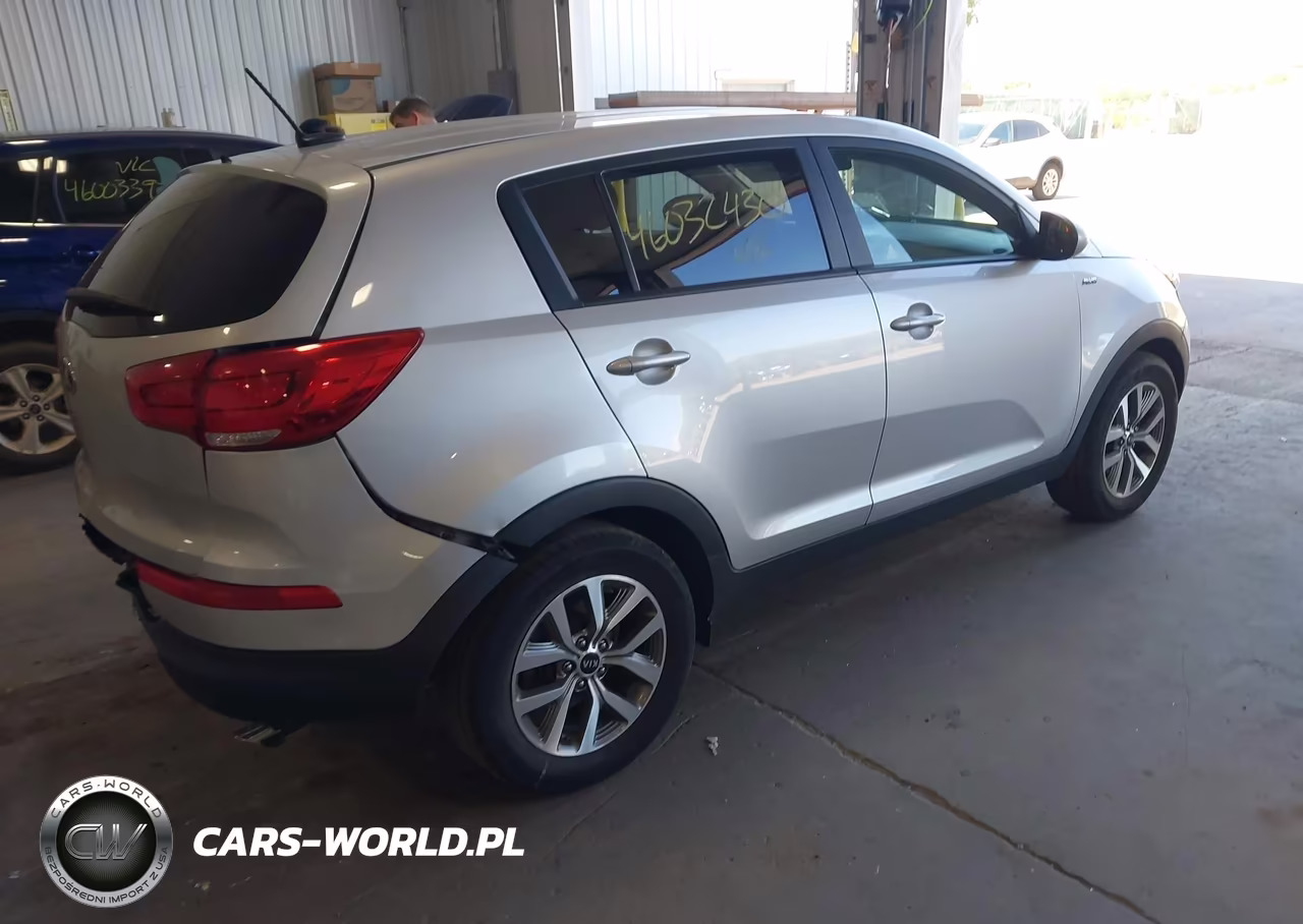 2014 Kia Sportage Lx VIN:KNDPBCAC1E7639411 - 4