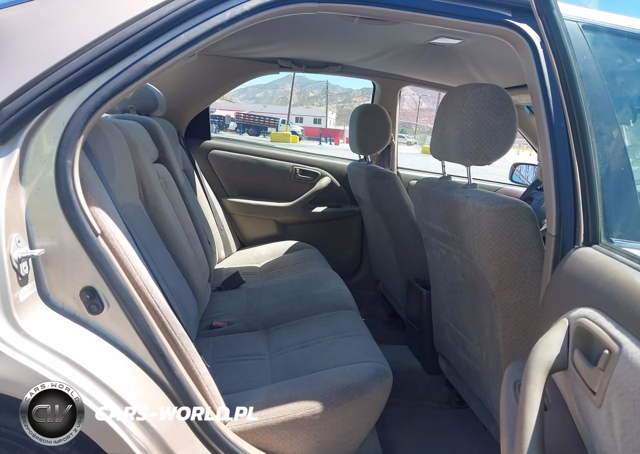2000 Toyota Camry Le VIN:JT2BG22K7Y0499463 - 8