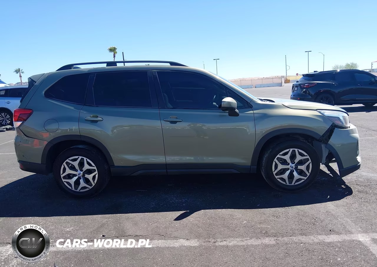 2019 Subaru Forester Premium VIN:JF2SKAECXKH412265 - 14