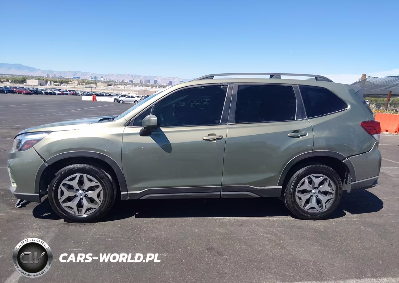 2019 Subaru Forester Premium VIN:JF2SKAECXKH412265 - 15