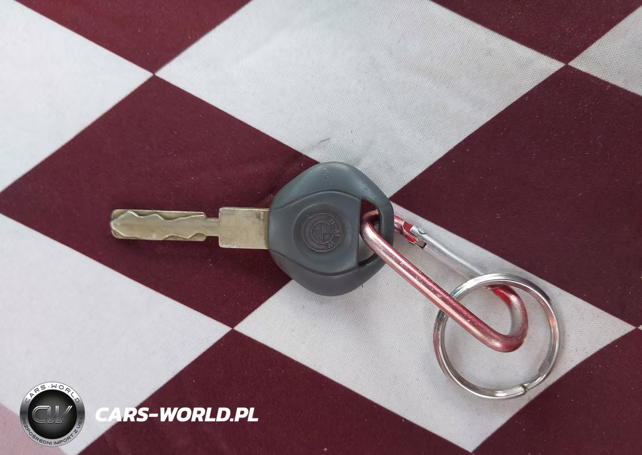1998 BMW Z3 2.8 VIN:4USCJ332XWLB62523 - 11