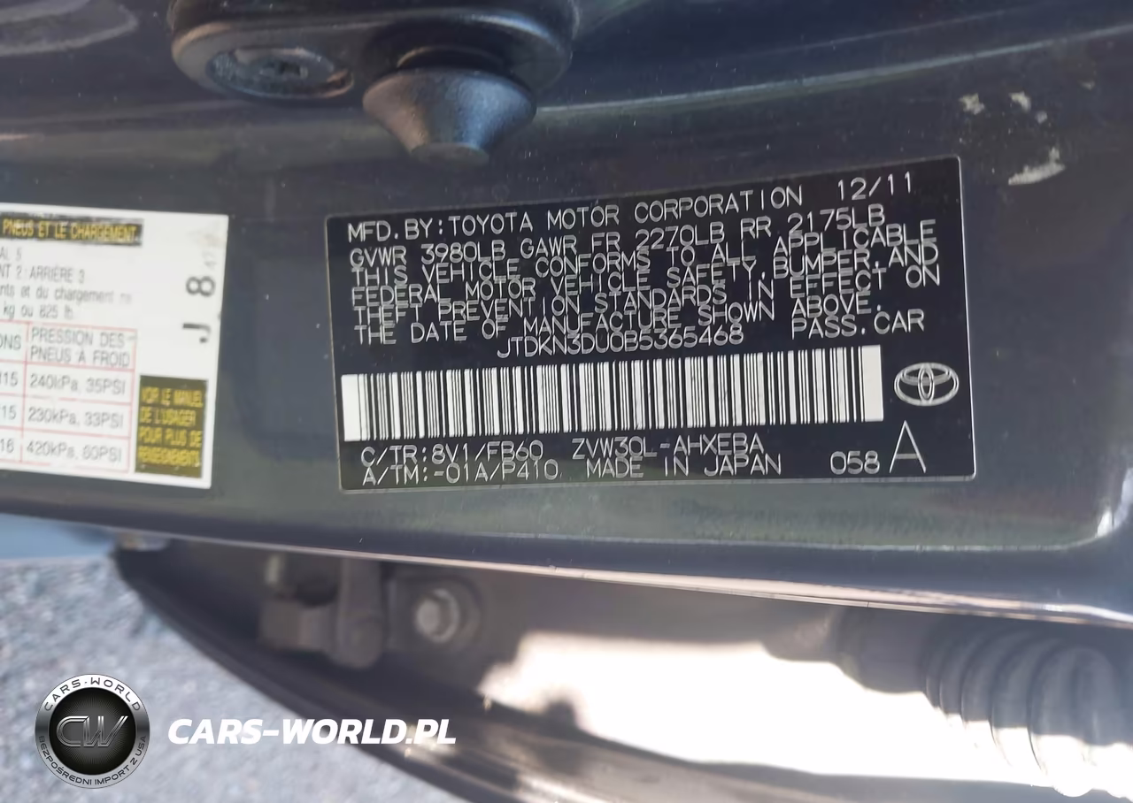 2011 Toyota Prius Two VIN:JTDKN3DU0B5365468 - 9