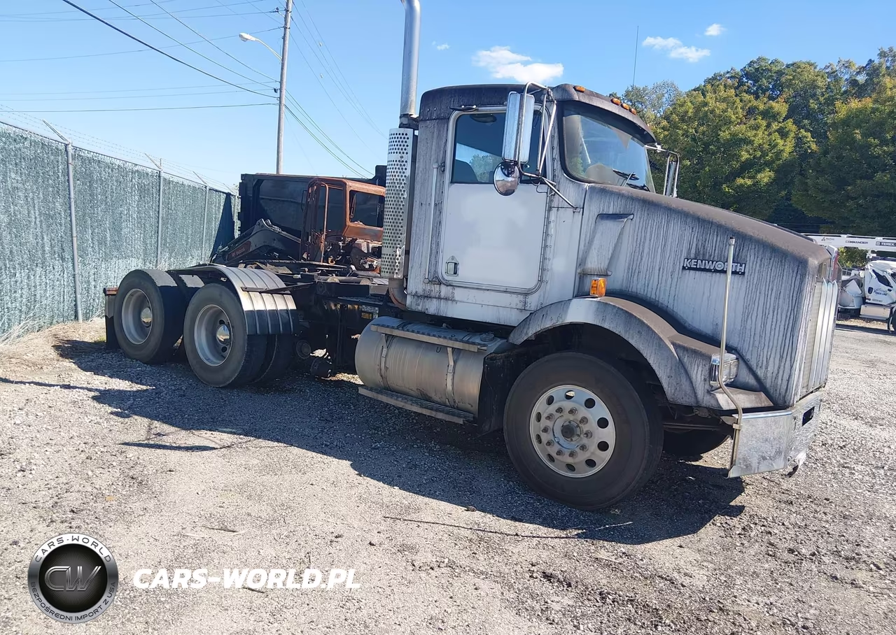 1999 Kenworth Construction T800