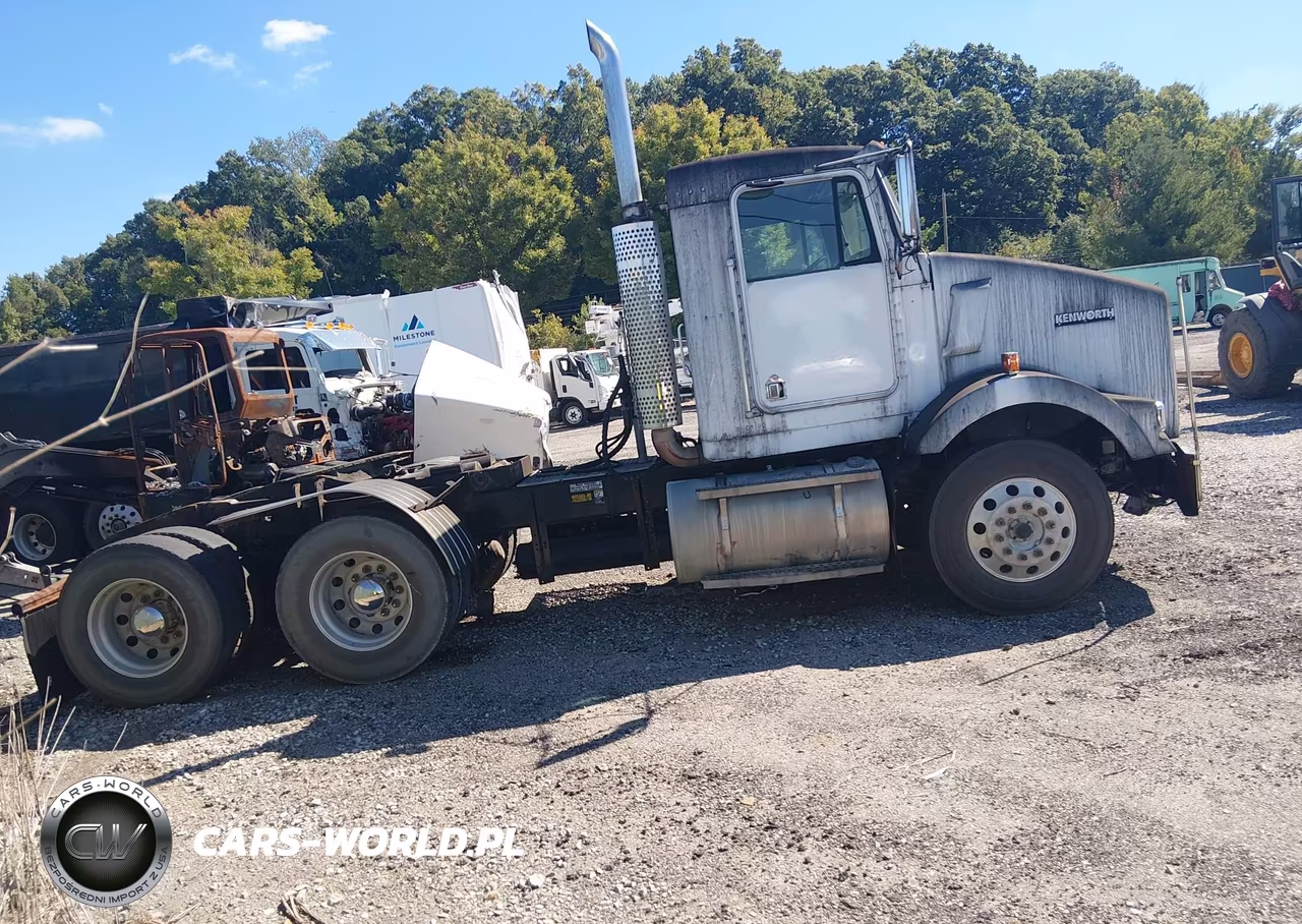 1999 Kenworth Construction T800 VIN:3BKDLT9X1XF827517 - 4