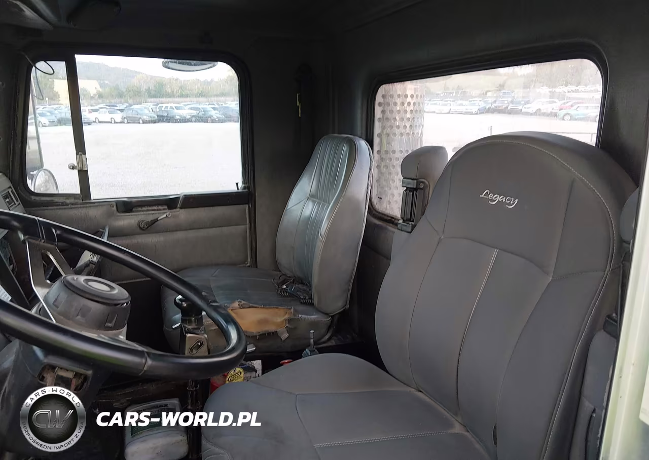 1999 Kenworth Construction T800 VIN:3BKDLT9X1XF827517 - 6
