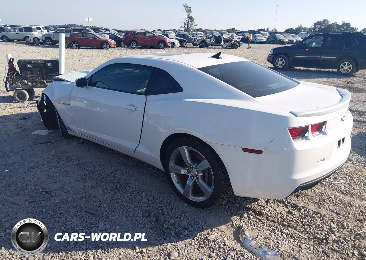 2010 Chevrolet Camaro 2Ss VIN:2G1FK1EJ3A9130995 - 3