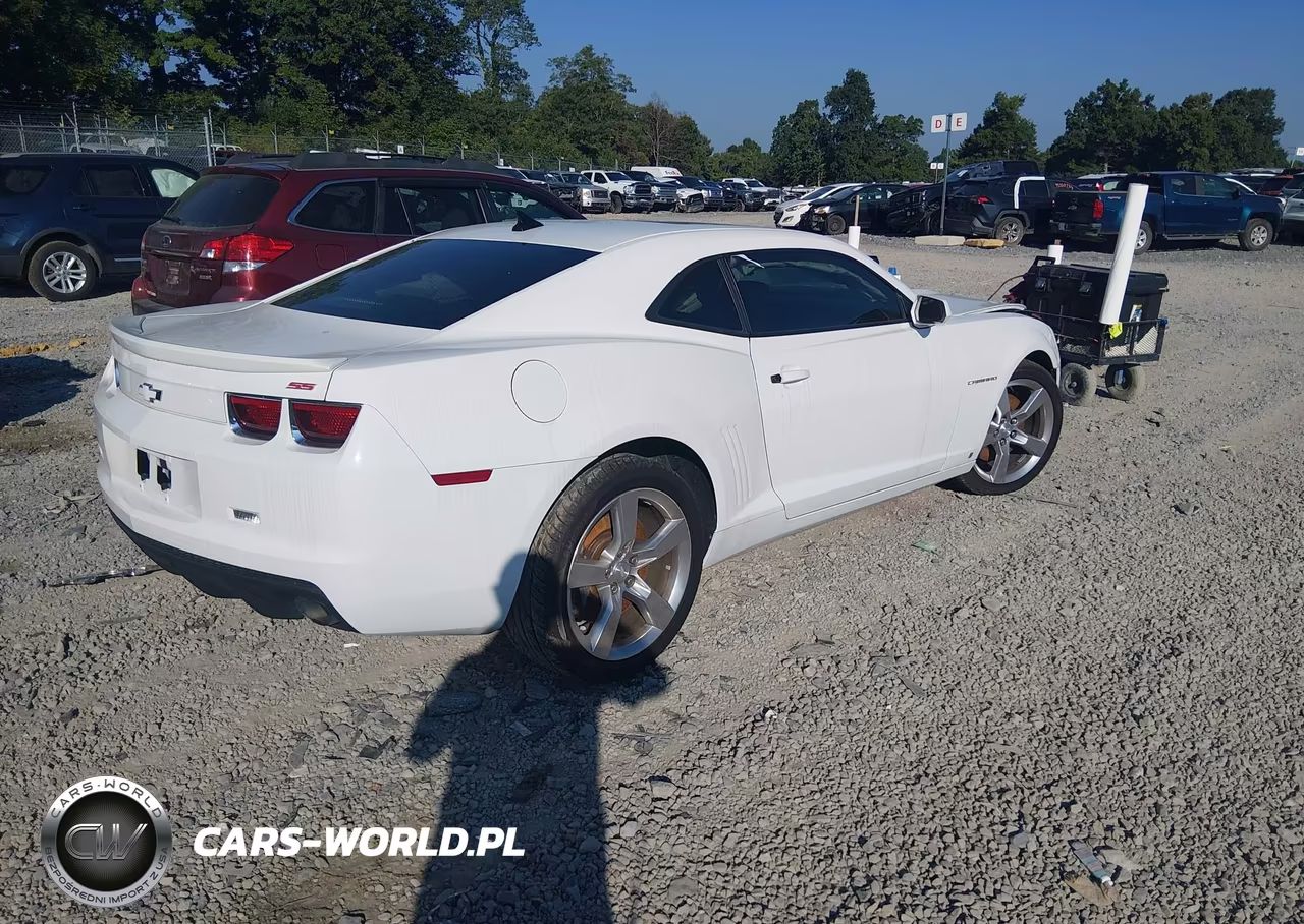 2010 Chevrolet Camaro 2Ss VIN:2G1FK1EJ3A9130995 - 4