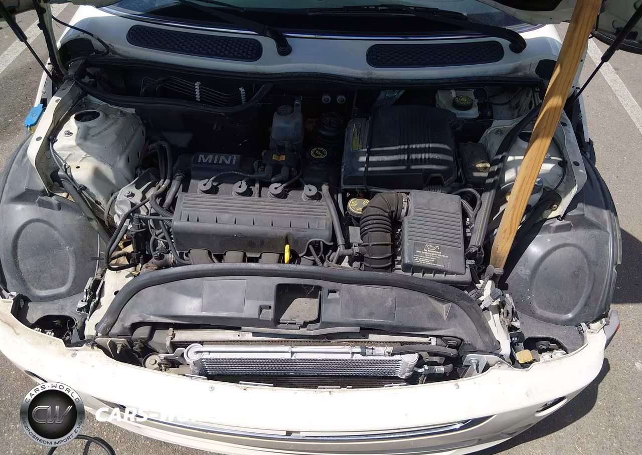 2006 Mini Cooper VIN:WMWRF335X6TG14592 - 10