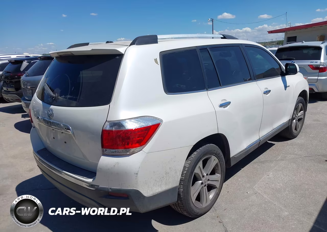 2011 Toyota Highlander Limited V6 VIN:5TDYK3EH4BS039185 - 4