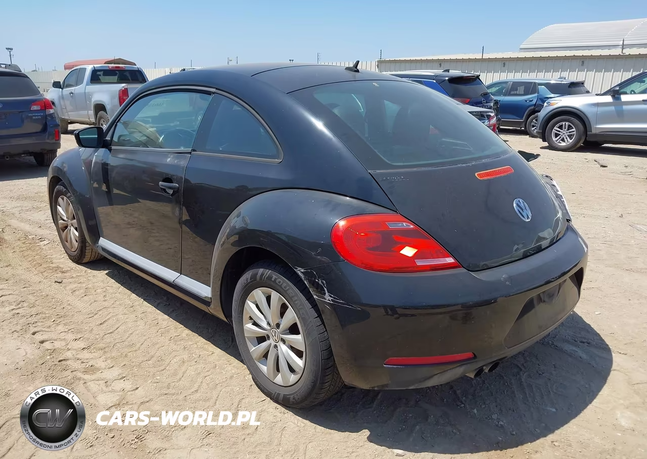 2015 Volkswagen Beetle Coupe 1.8T Fleet Edition VIN:3VWF17AT4FM603321 - 3