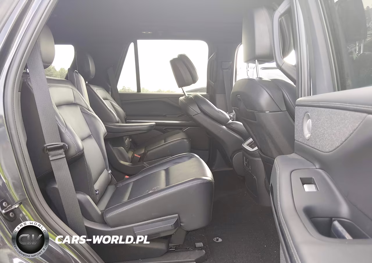 2025 Lincoln Navigator Reserve VIN:5LMJJ2LG5SEL21424 - 8