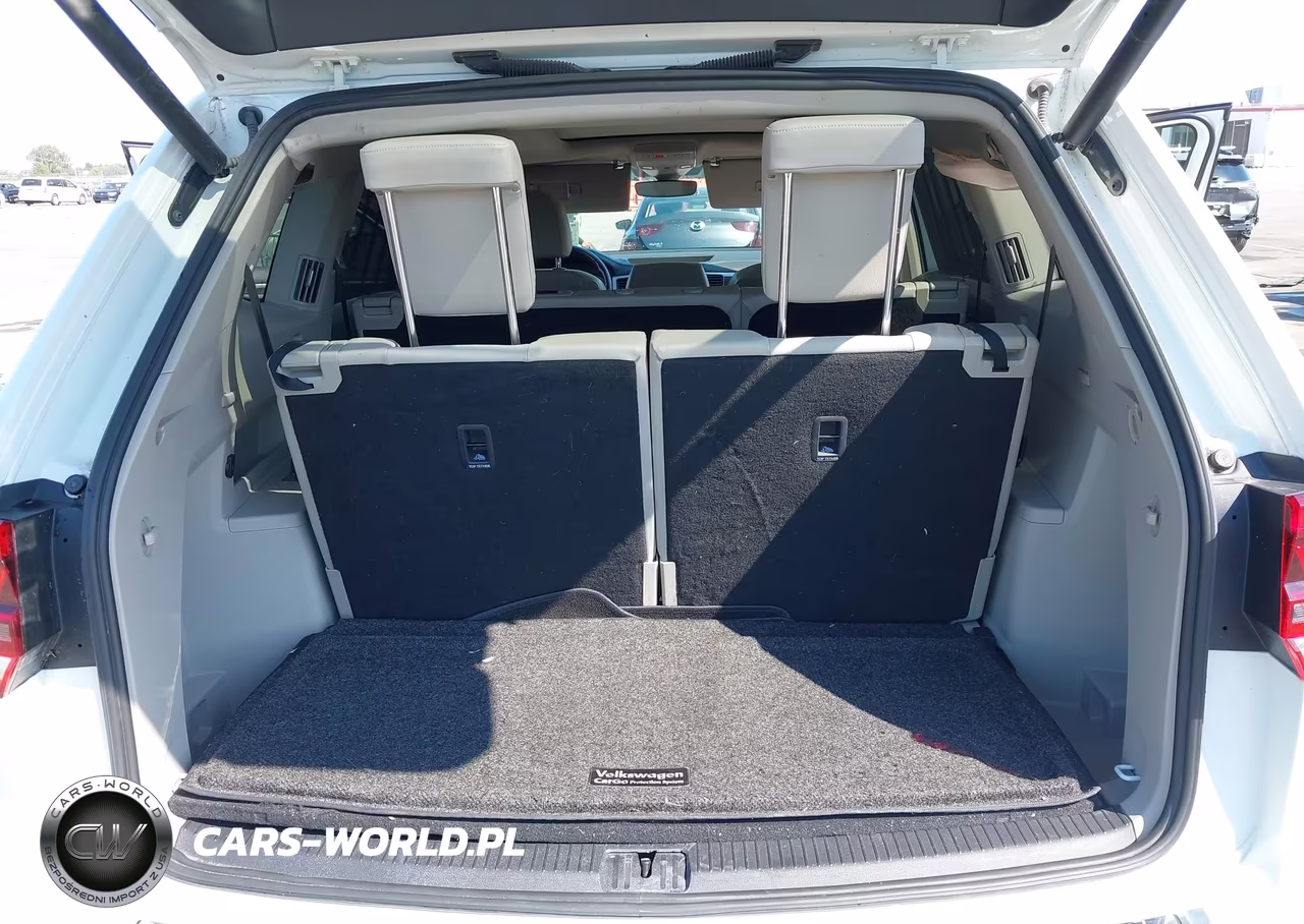 2018 Volkswagen Atlas 3.6L V6 Sel VIN:1V2ER2CA0JC578383 - 17