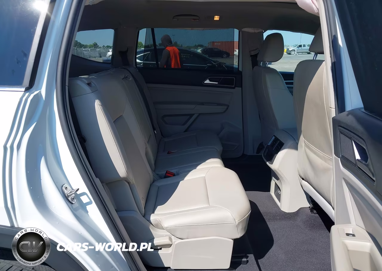 2018 Volkswagen Atlas 3.6L V6 Sel VIN:1V2ER2CA0JC578383 - 8