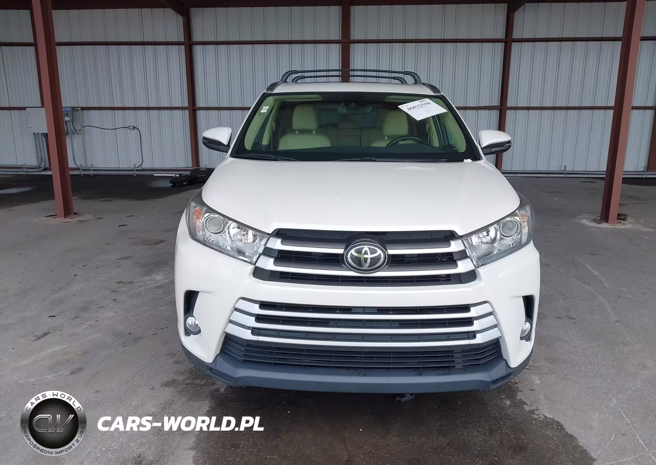 2019 Toyota Highlander Xle VIN:5TDKZRFH0KS563534 - 12