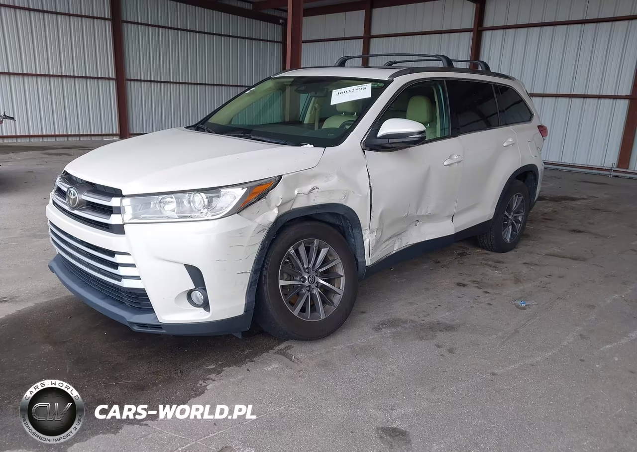 2019 Toyota Highlander Xle VIN:5TDKZRFH0KS563534 - 2