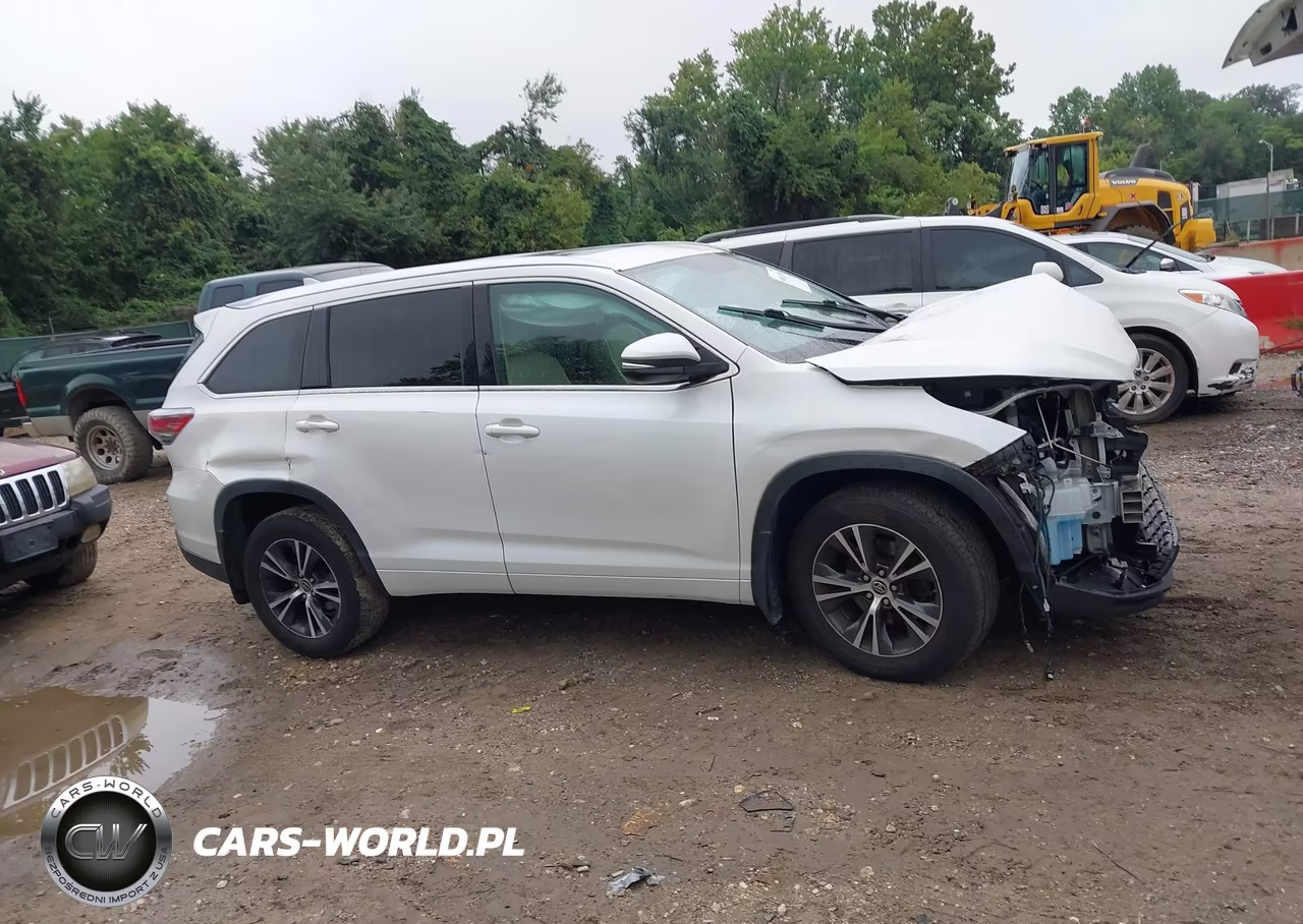 2016 Toyota Highlander Xle V6 VIN:5TDJKRFH1GS269616 - 14
