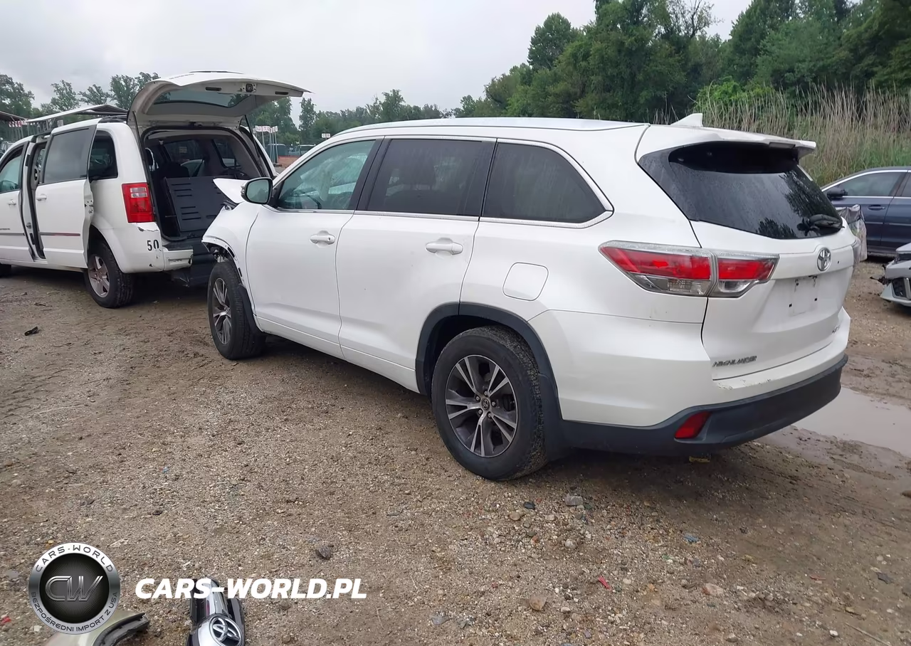 2016 Toyota Highlander Xle V6 VIN:5TDJKRFH1GS269616 - 3