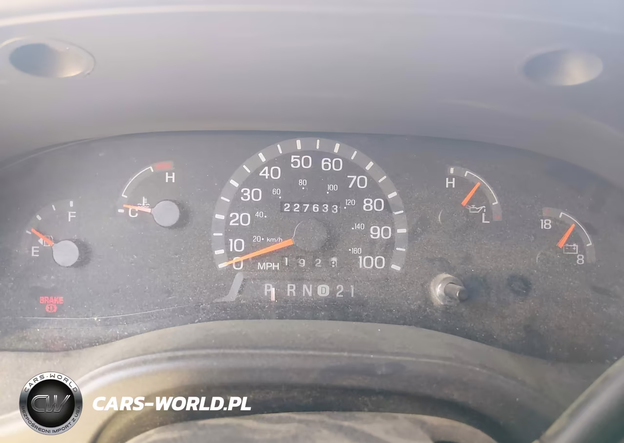 2003 Ford E-250 Recreational VIN:1FDPE24L83HA15962 - 7