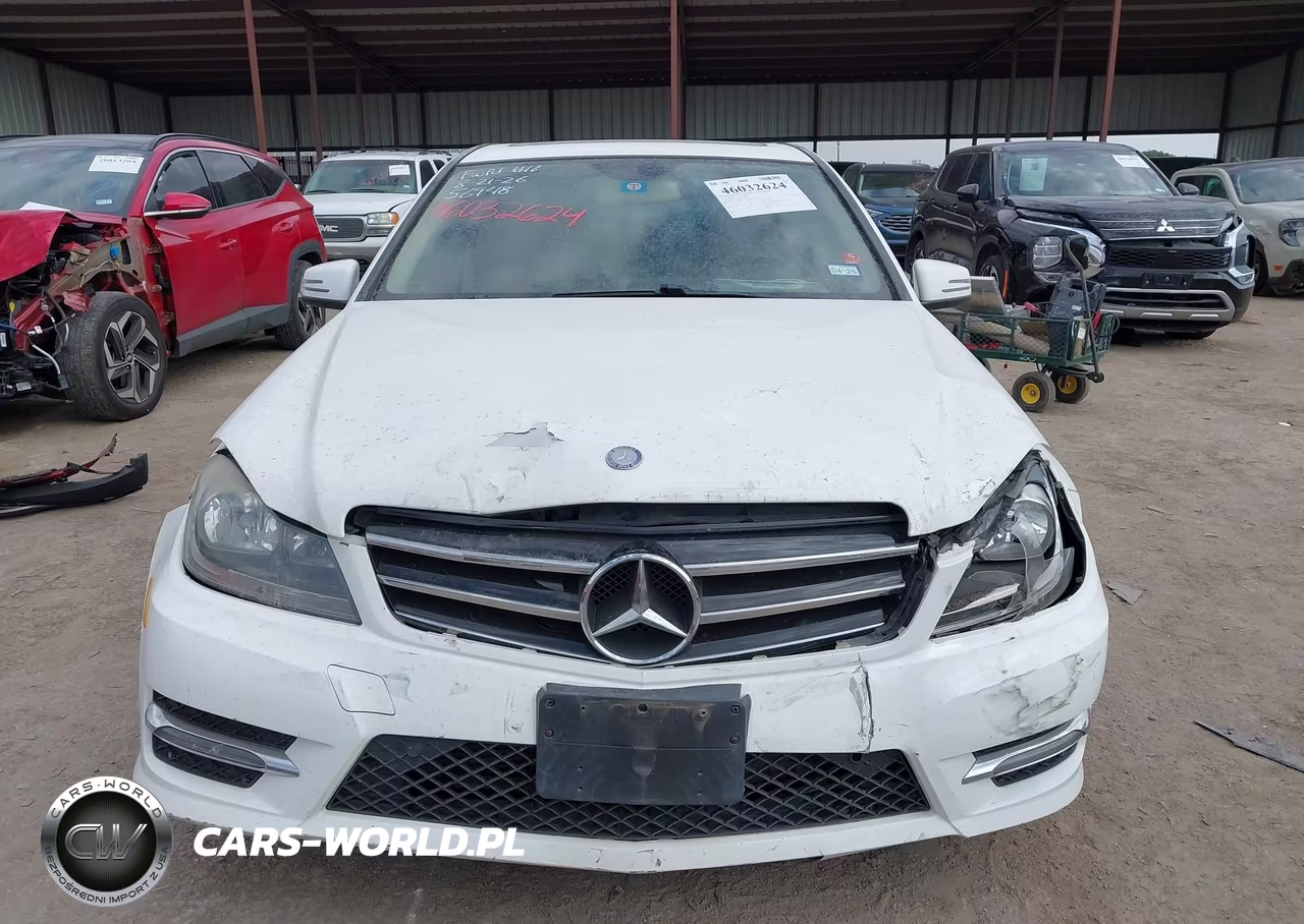 2014 Mercedes-Benz C 250 Sport VIN:WDDGF4HB0EG224674 - 11