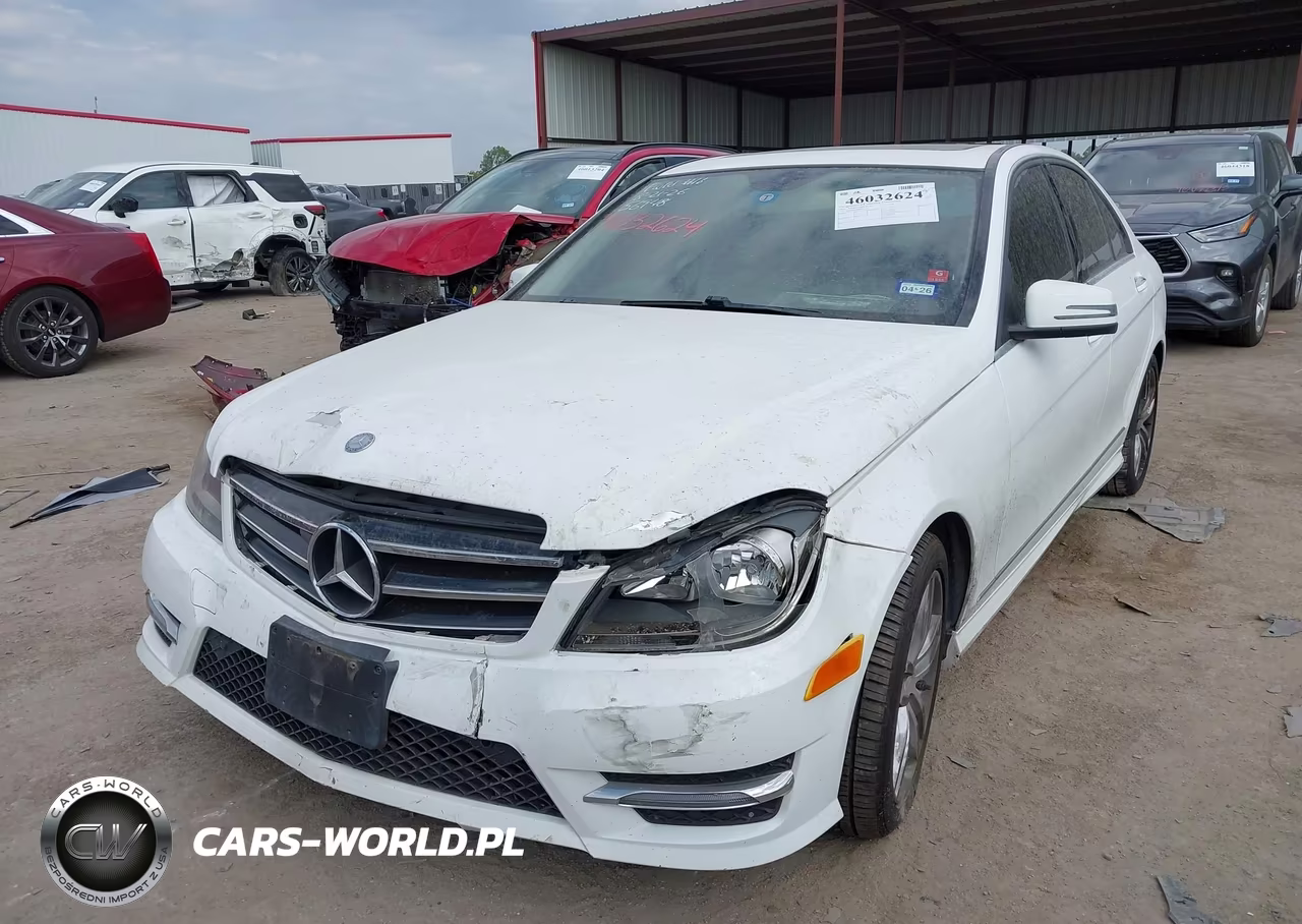 2014 Mercedes-Benz C 250 Sport VIN:WDDGF4HB0EG224674 - 2