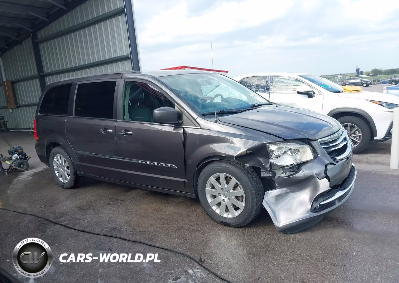 2015 Chrysler Town & Country Touring VIN:2C4RC1BG8FR505362 - 13