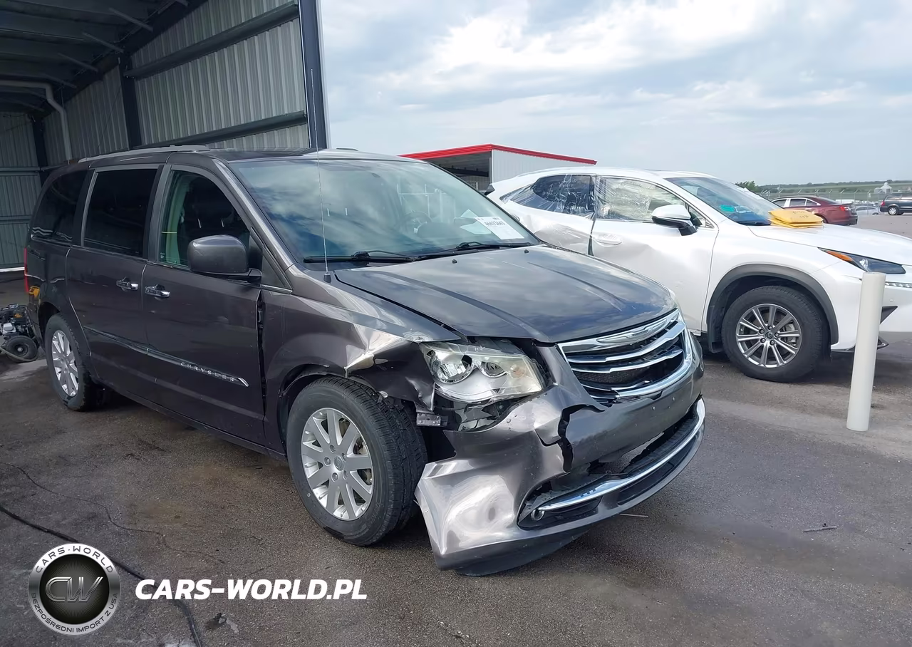 2015 Chrysler Town & Country Touring VIN:2C4RC1BG8FR505362 - 6