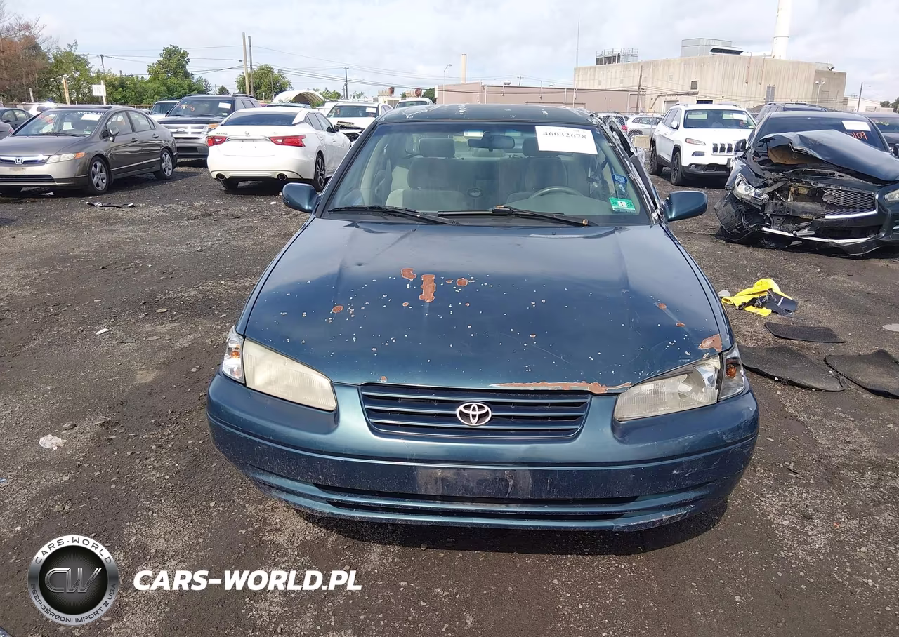 1997 Toyota Camry Le VIN:4T1BG22K5VU786887 - 11