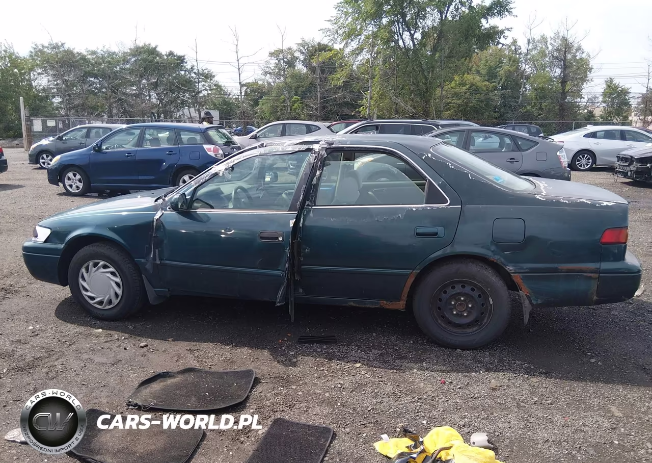 1997 Toyota Camry Le VIN:4T1BG22K5VU786887 - 13