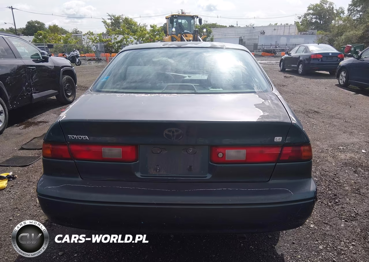 1997 Toyota Camry Le VIN:4T1BG22K5VU786887 - 15