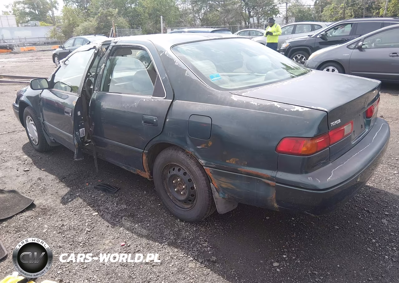 1997 Toyota Camry Le VIN:4T1BG22K5VU786887 - 3