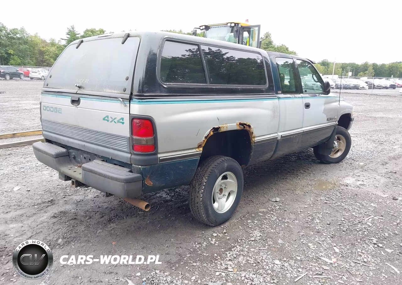 1995 Dodge Ram 1500 VIN:3B7HF13Y6SM160909 - 4