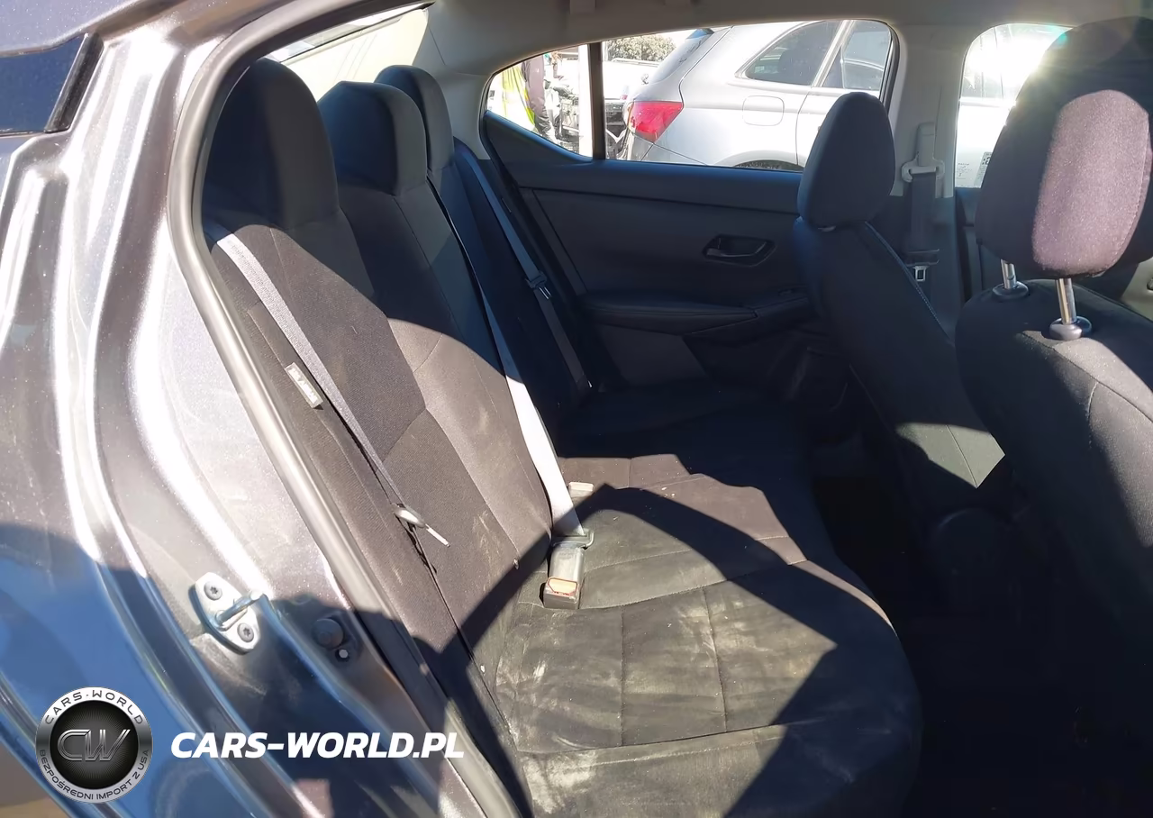 2025 Nissan Sentra S VIN:3N1AB8BV5SY267975 - 8