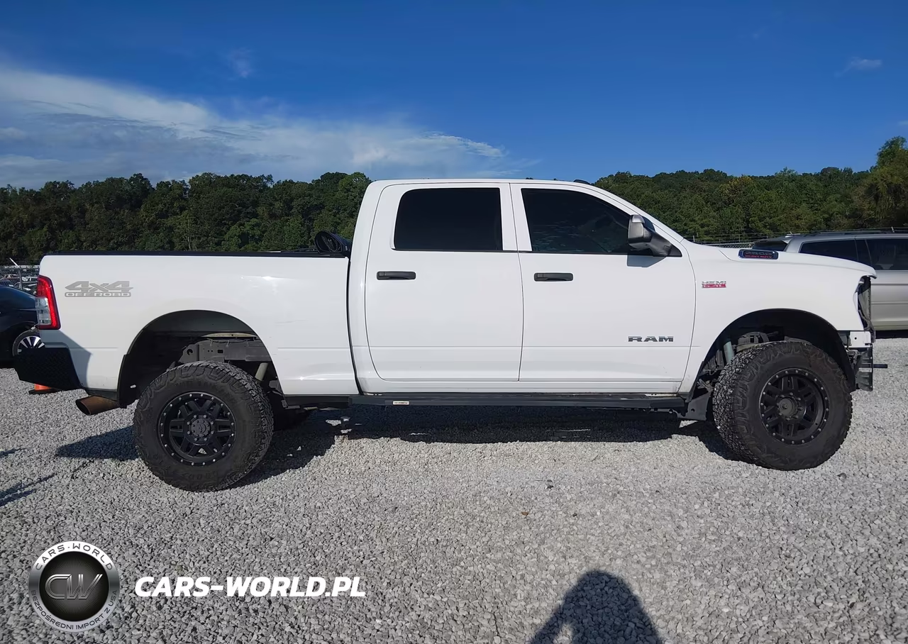 2019 Ram 2500 Tradesman 4X4 6'4 Box VIN:3C6UR5CJ4KG640923 - 13