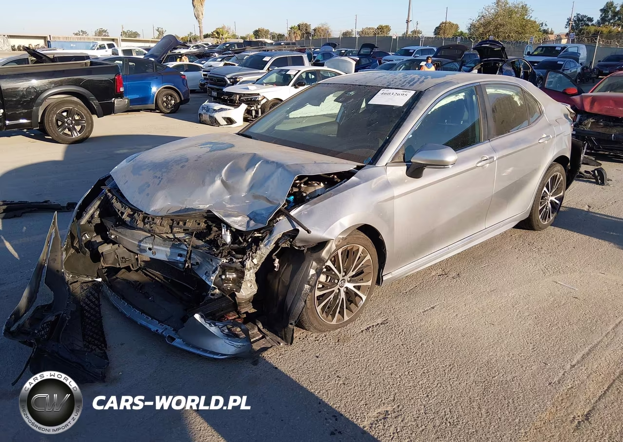 2019 Toyota Camry Se VIN:4T1B11HK6KU715647 - 2