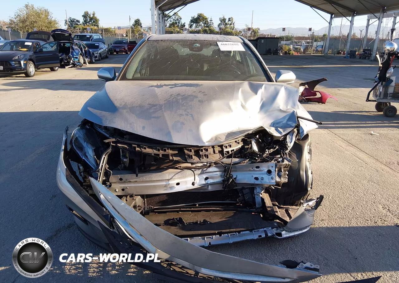2019 Toyota Camry Se VIN:4T1B11HK6KU715647 - 6
