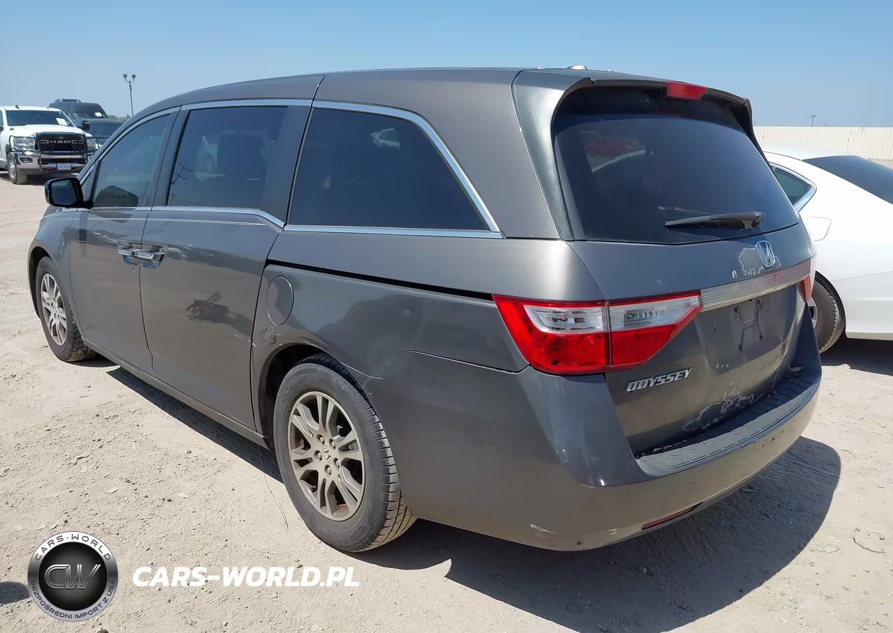 2013 Honda Odyssey Ex-L VIN:5FNRL5H64DB020862 - 3