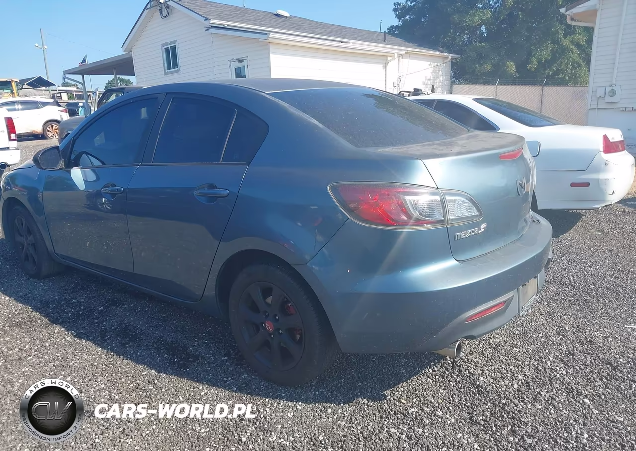 2011 Mazda Mazda3 I Touring VIN:JM1BL1VG7B1371665 - 3