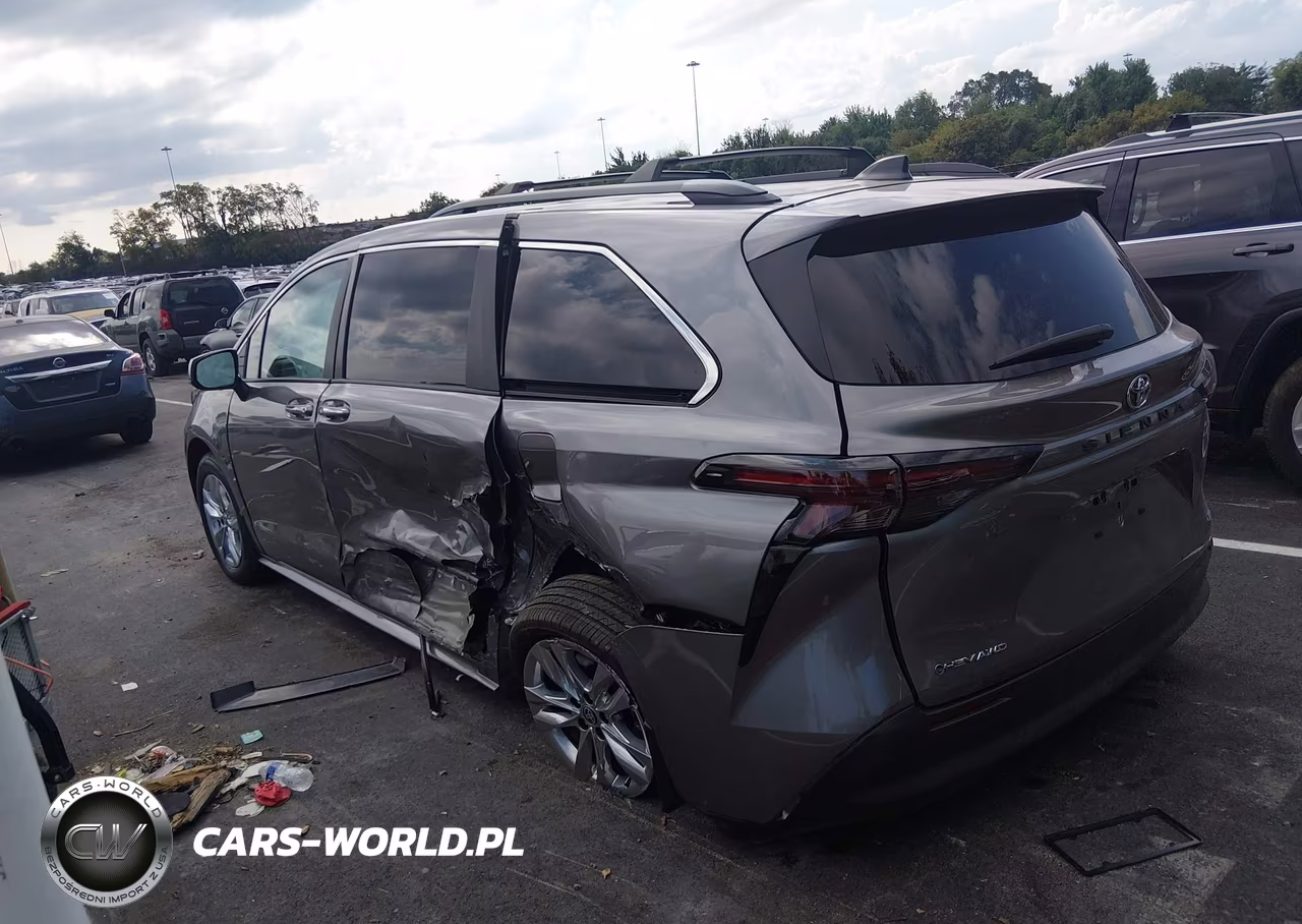 2026 Toyota Sienna Xle VIN:5TDYSKFC8TS240666 - 3