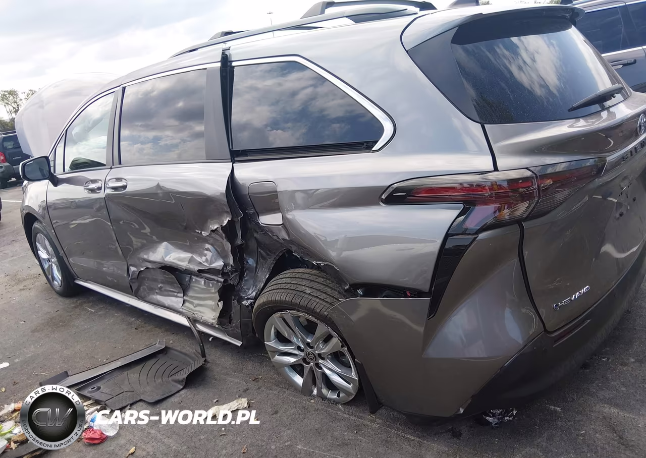 2026 Toyota Sienna Xle VIN:5TDYSKFC8TS240666 - 6
